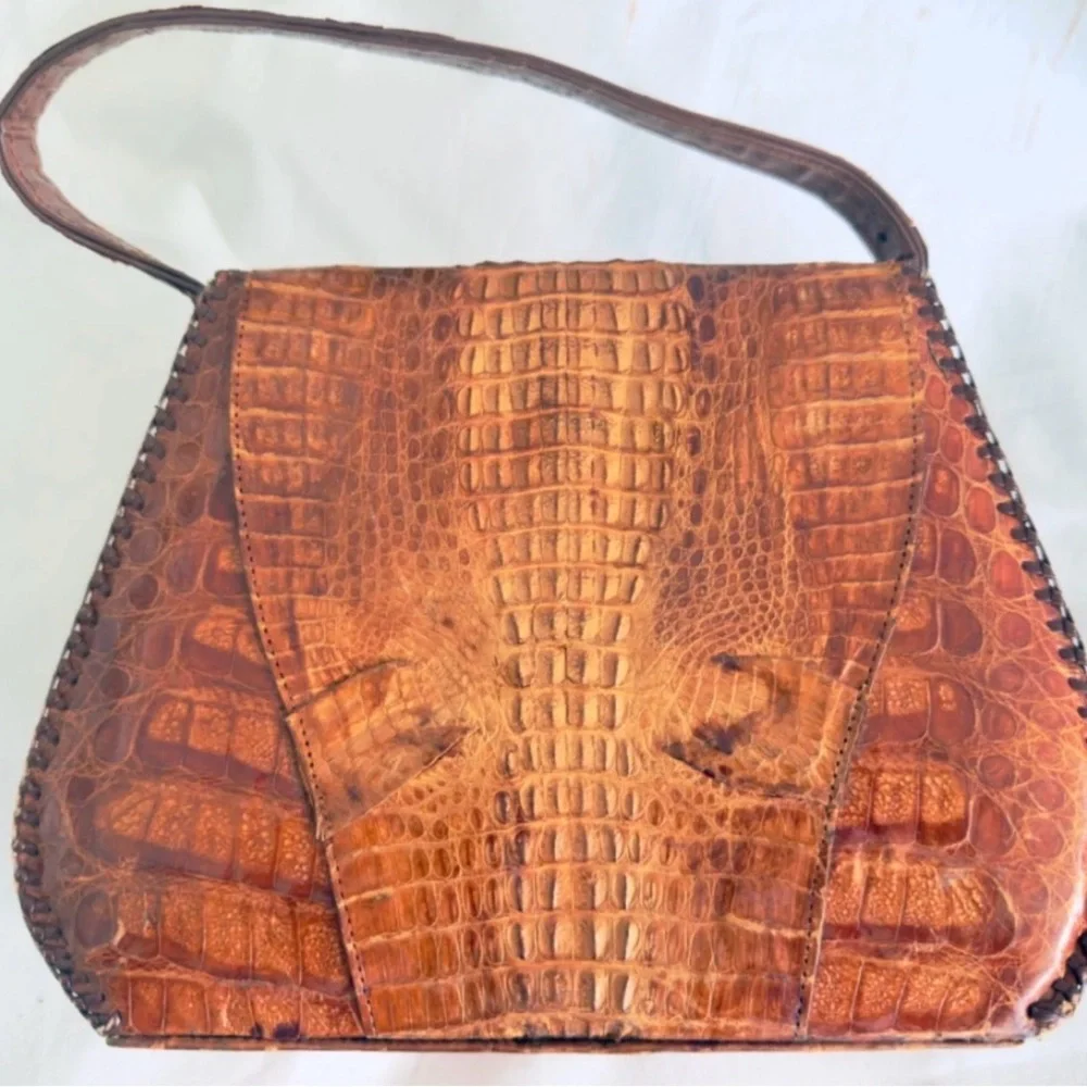 Unique Brown Crocodile-Embossed Leather Shoulder Bag - Picture 4 of 8
